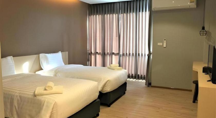 Sans Hotel Ratchaburi Eksteriør billede